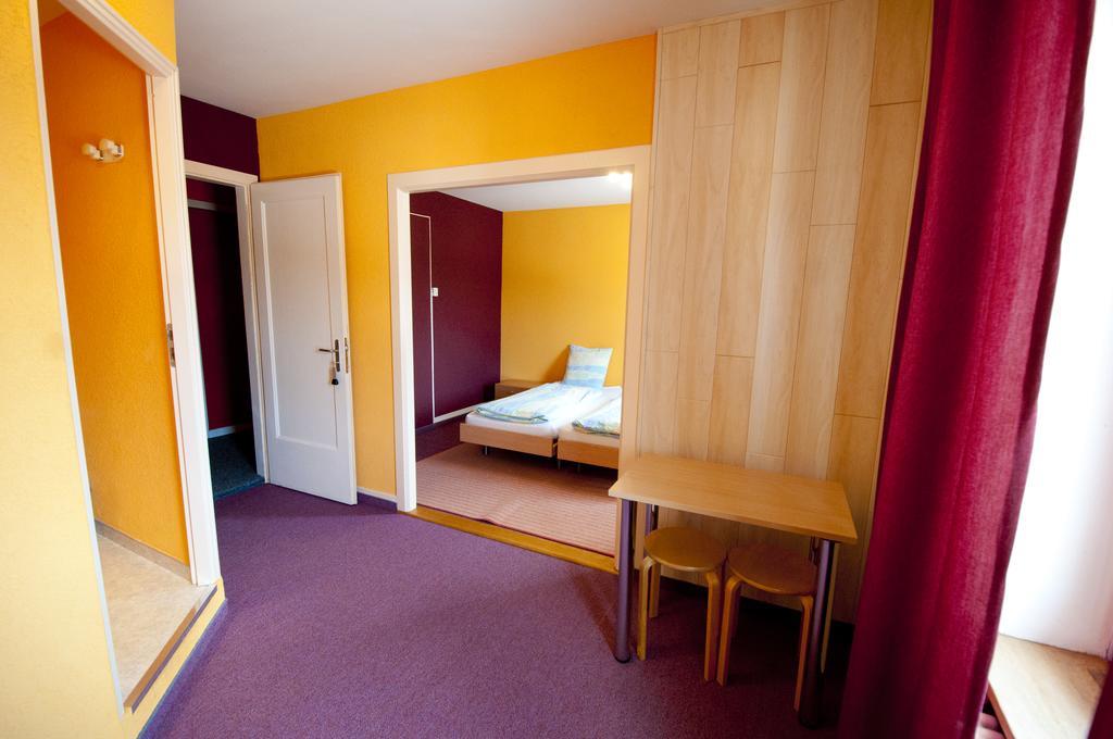 Saignelégier Hotel Bellavista "Bellevue" מראה חיצוני תמונה