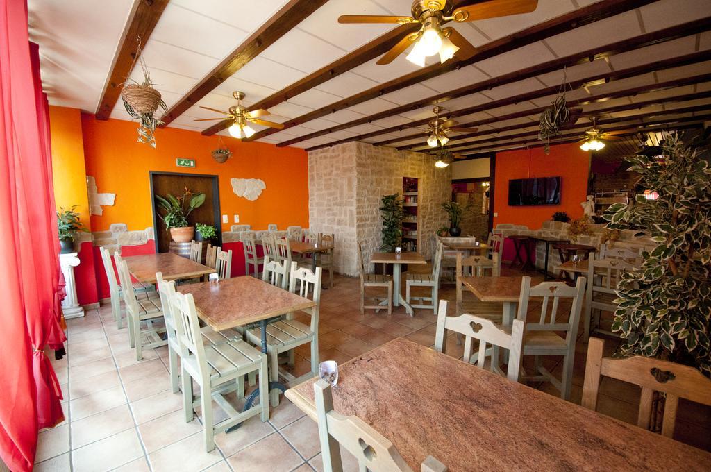 Saignelégier Hotel Bellavista "Bellevue" מראה חיצוני תמונה