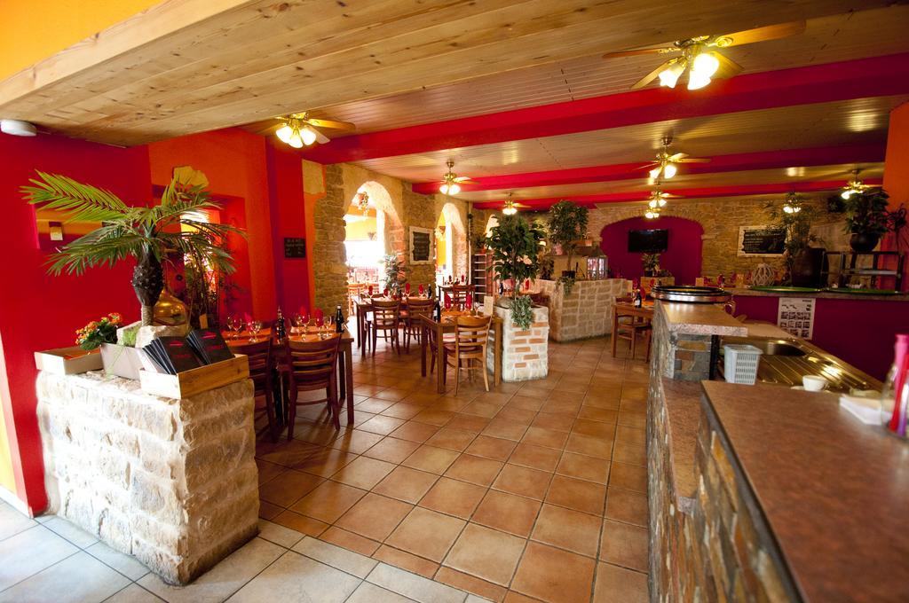 Saignelégier Hotel Bellavista "Bellevue" מראה חיצוני תמונה
